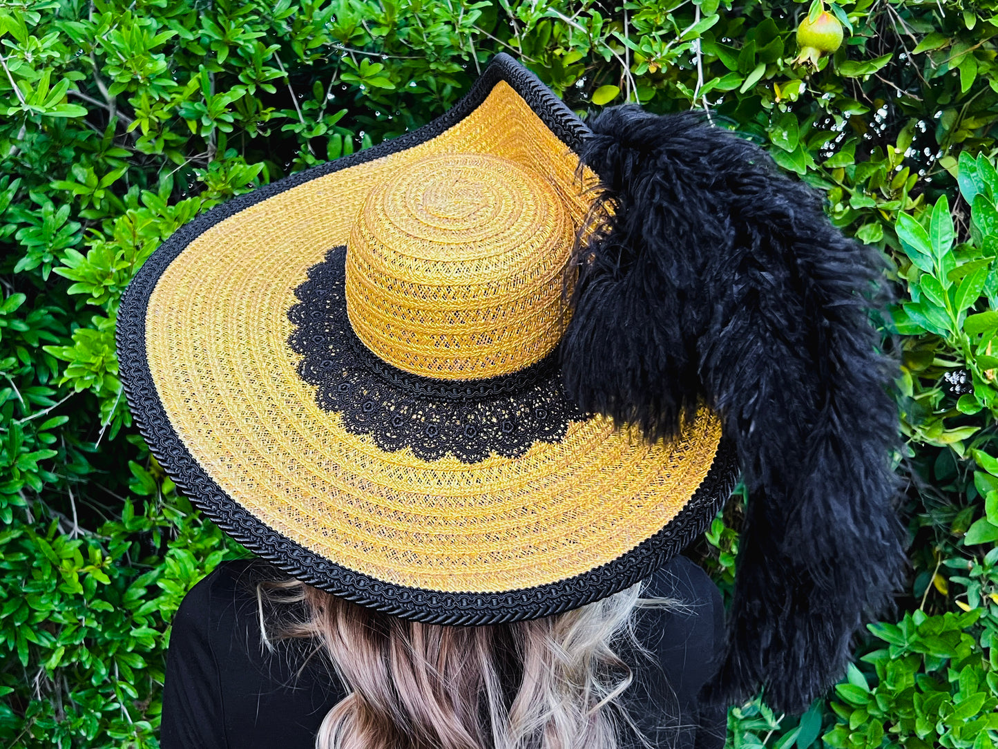 Cavalier Hat 21.75" Gold Polyester Base with Black Trim, Feathers, and Brooch